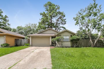 8222 Eastern Bluebird Dr Humble, TX 77396